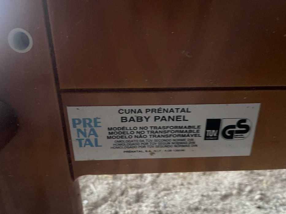Cama de bebé como nova
