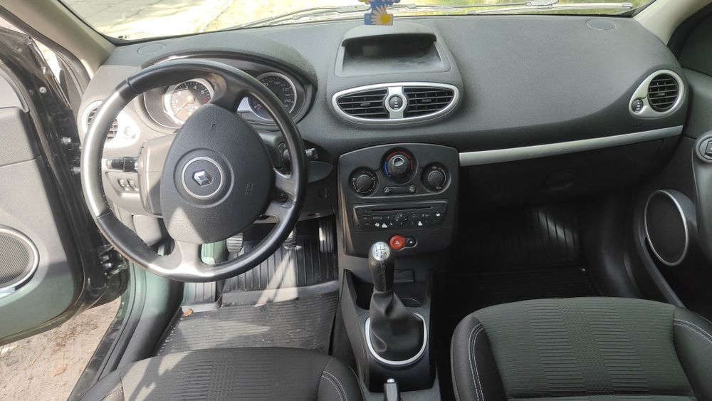 Renault clio III 2010r 1.2 benzyna