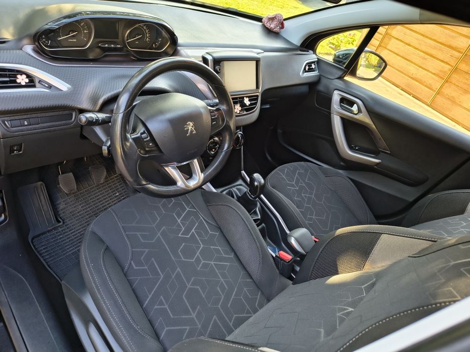 Peugeot 2008 Benzyna