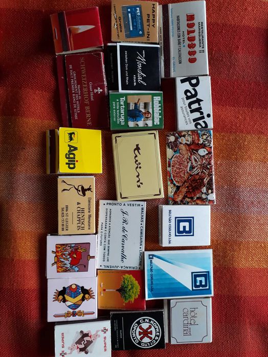 Fósforos, caixas e carteiras