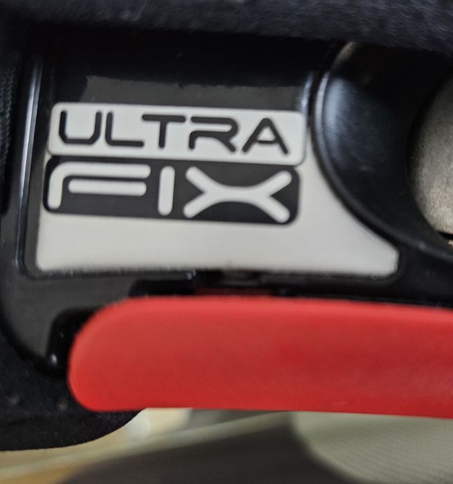 Cadeira auto criança da chicco dos 15 - 36 KG  c/ isofix