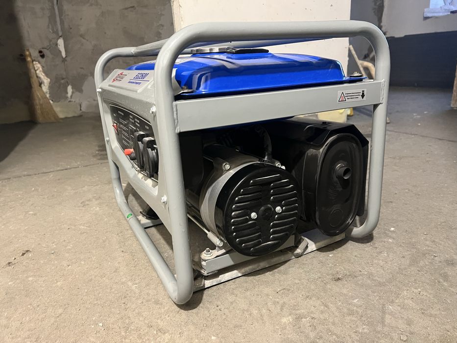 бензиновий генератоp 3.1кВт