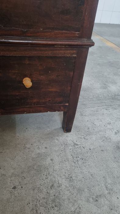 Cómoda antiga para restauro