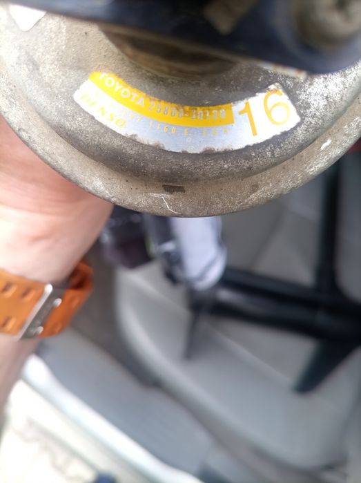 Zawór EGR toyota hilux 2009 rok 3.0