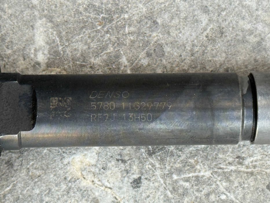 Форсунки Mazda 3 BK / 5 / 6 GG GH 2.0 DI MZR-CD