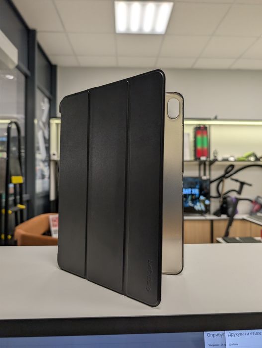 Чохол Spigen Smart Fold для iPad Pro 2018 чорний новий