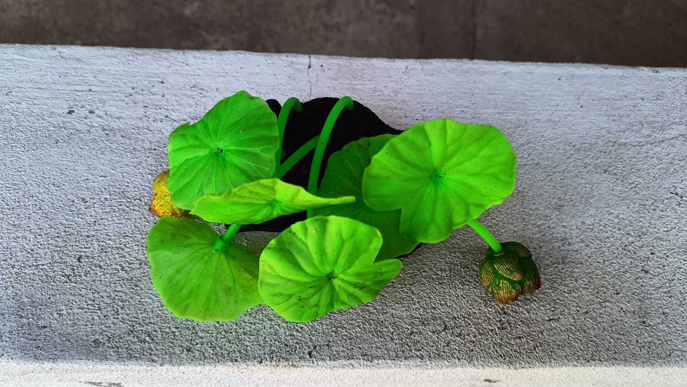 Planta artificial decorativa para aquário