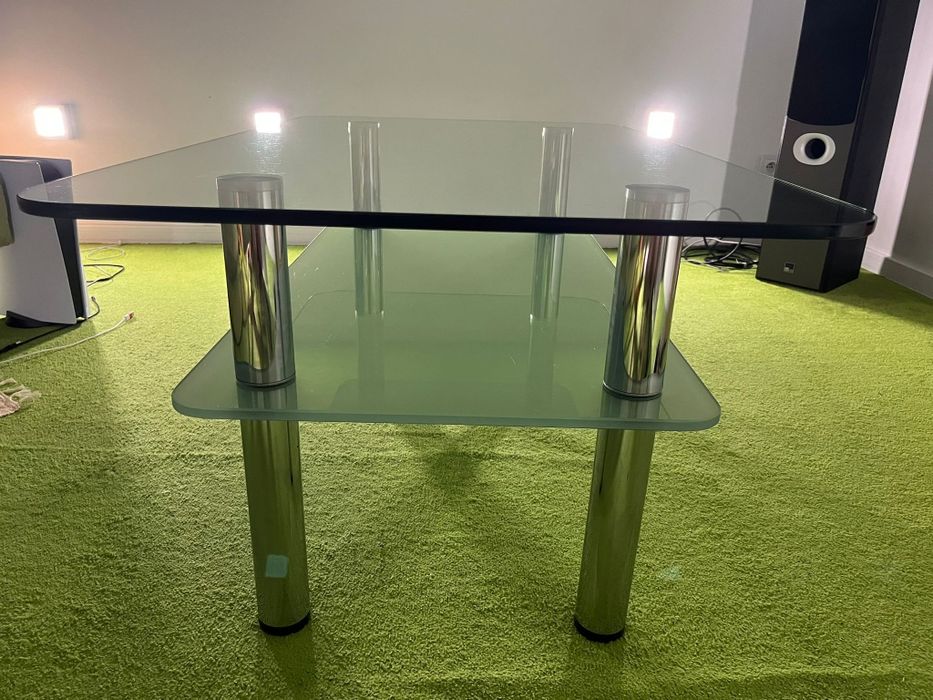 Stolik szklany .