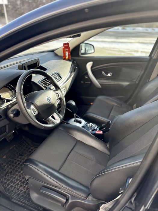 Renault  Megane BOSE Panorama 2011