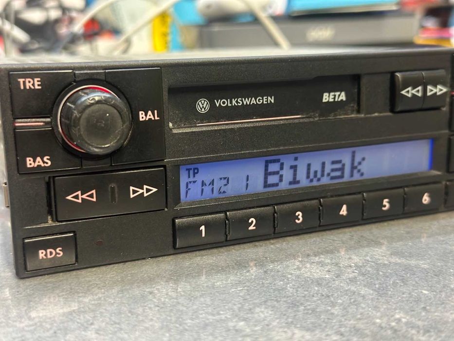 Fabryczne Radio VW Beta Passat Golf Transporter Caravele Lupo Fox