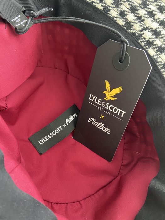 Панама в колабораціі Lyle & Scott та Malbon Golf.