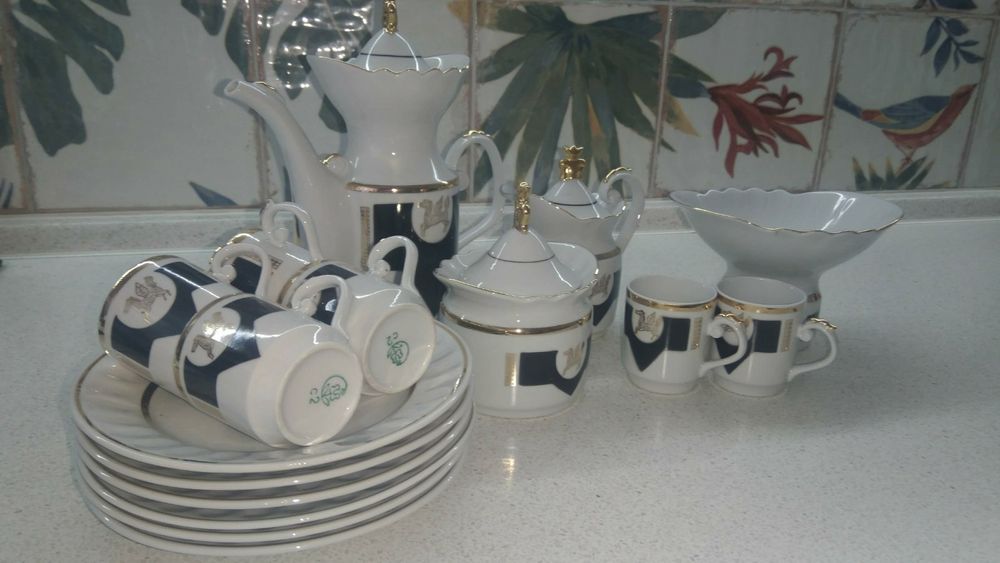 Сервиз в хорошем состоянии