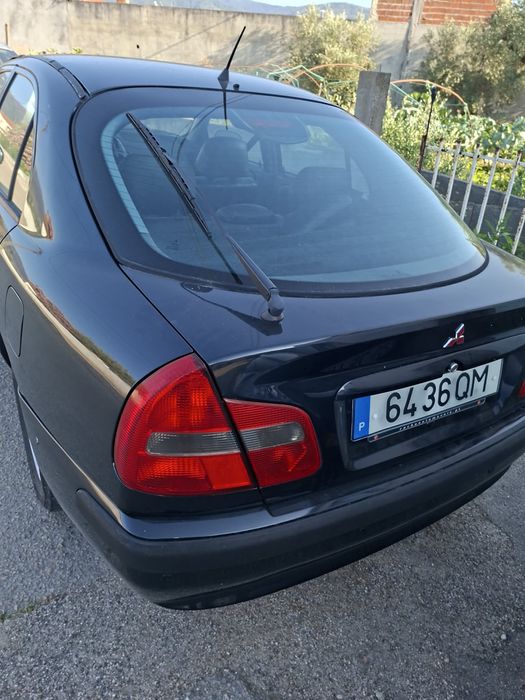 Mitsubishi carisma