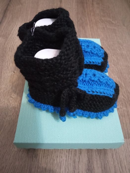 Пінєточки дитячі в подарунковій коробочці від народження до року.