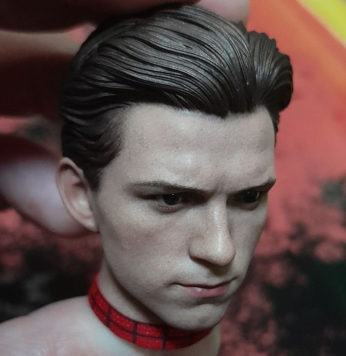 Hot Toys spider man mms 680