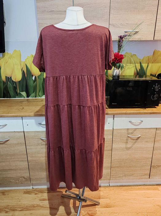 Świetna wygodna sukienka Emery Rose rozmiar ok 48 poliester/elastan