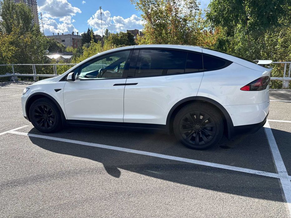 Tesla Model X 2019 VIN 5YJXCBE25KF204311 фото оголошення 7 з 23