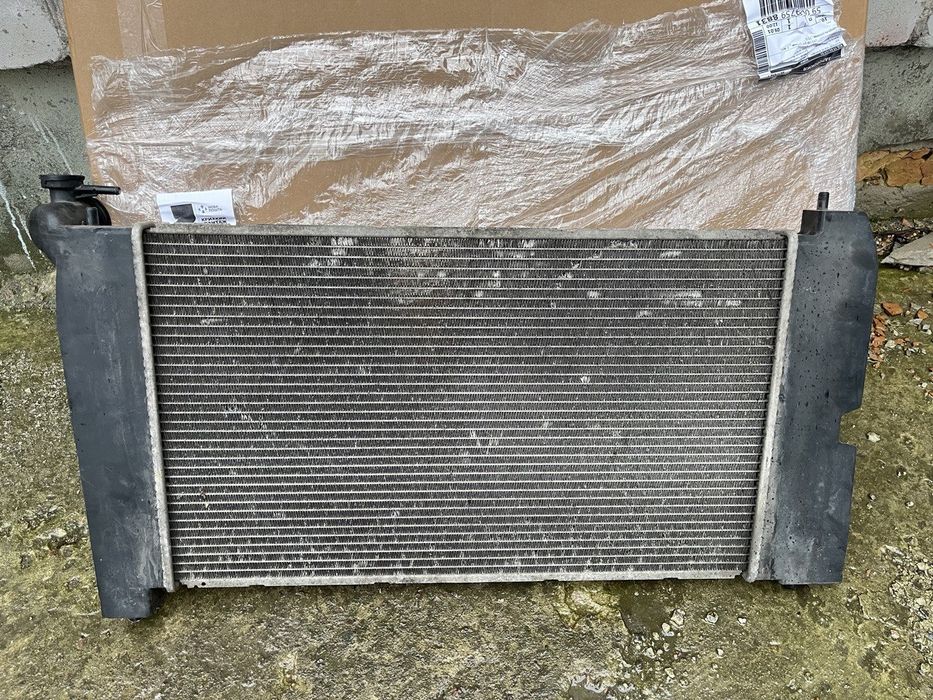 Радиатор Тойота Корола е120, Авенсис Toyota Corolla Avensis разборка