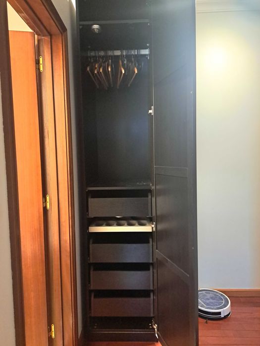 Móvel arrumação roupa e acessórios