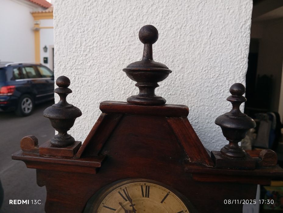 Relógio antigo madeira funciona
