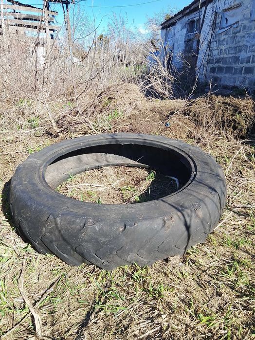 Продам покрышку бу 9.5 р 32