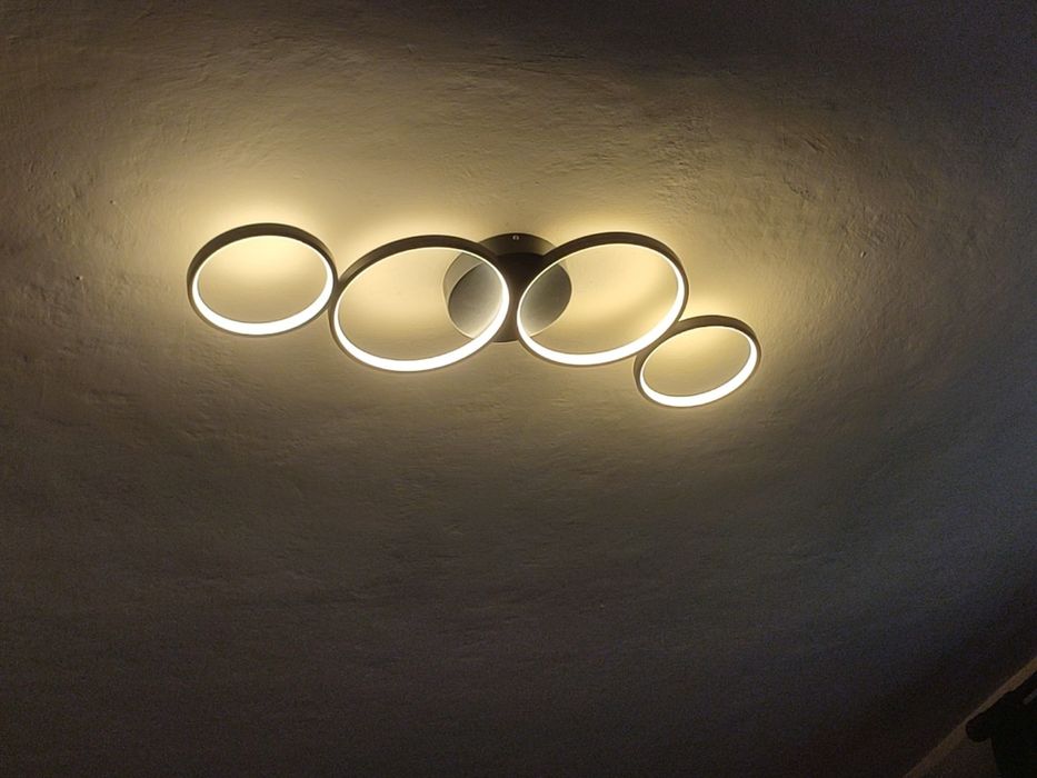 Lampa sufitowa LED
