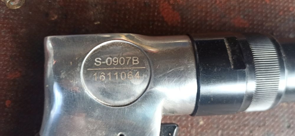 Wkrętarka Zakrętarka pneumatyczna ze sprzęgłem Satra Jak Nowa