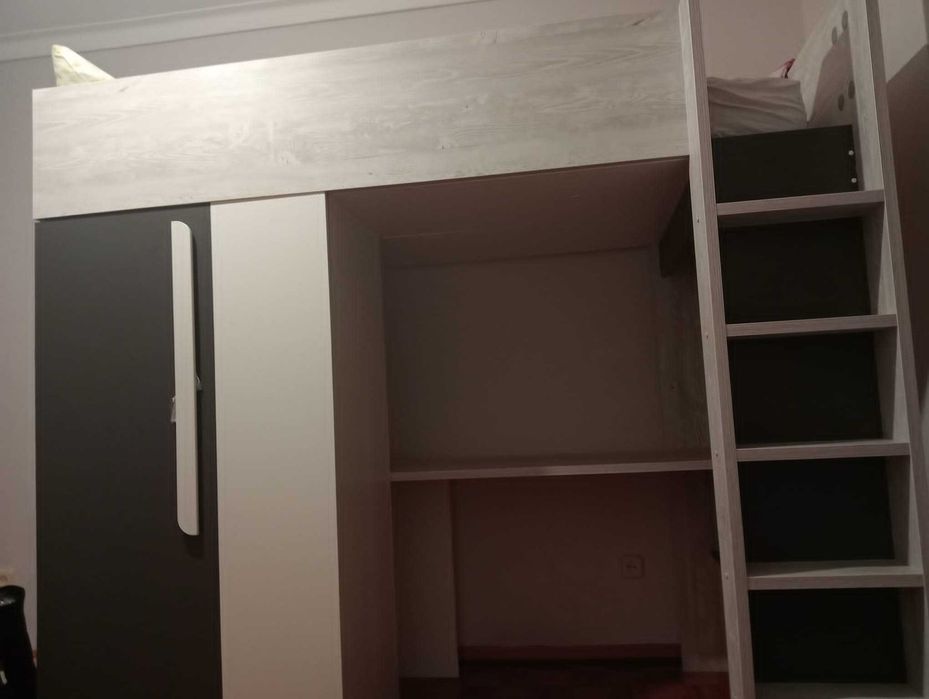 Cama solteiro alta com escritório e armário