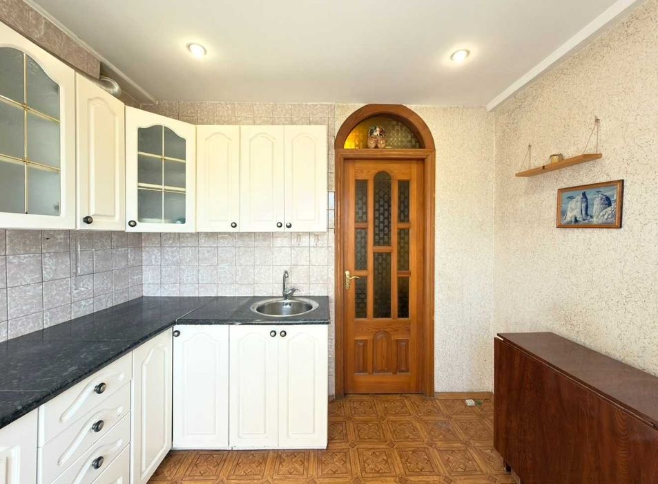ПРОДАЖ 2 КІМНАТНОЇ КВАРТИРИ |Оболонський проспект 10,м.Оболонь 1хв пішки