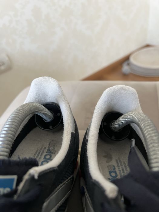 Кросівки Adidas La trainer