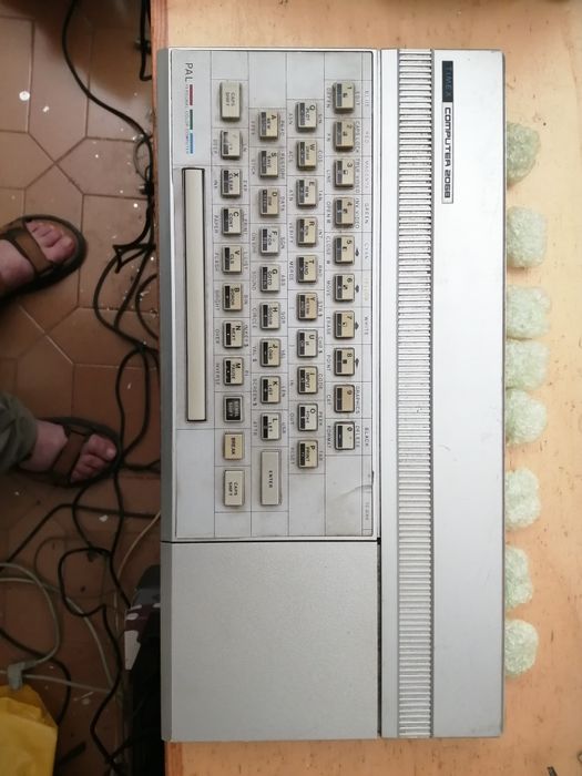 Timex TC2068 com Cartucho de emulador opcional