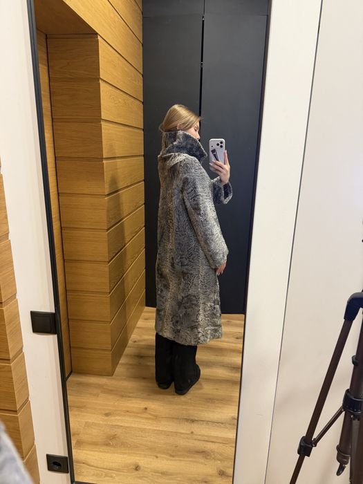 Шуба пальто каракуль сірий MaxMara