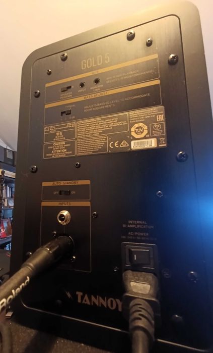 Tannoy Gold 5 monitor estúdio activo, 2x200w