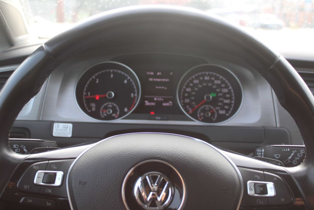 Volkswagen Golf 2015  2.0 TDI DSG (150 k.c.) Base - офіційний!