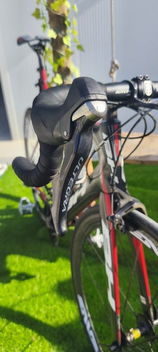 Bicicleta BH carbono