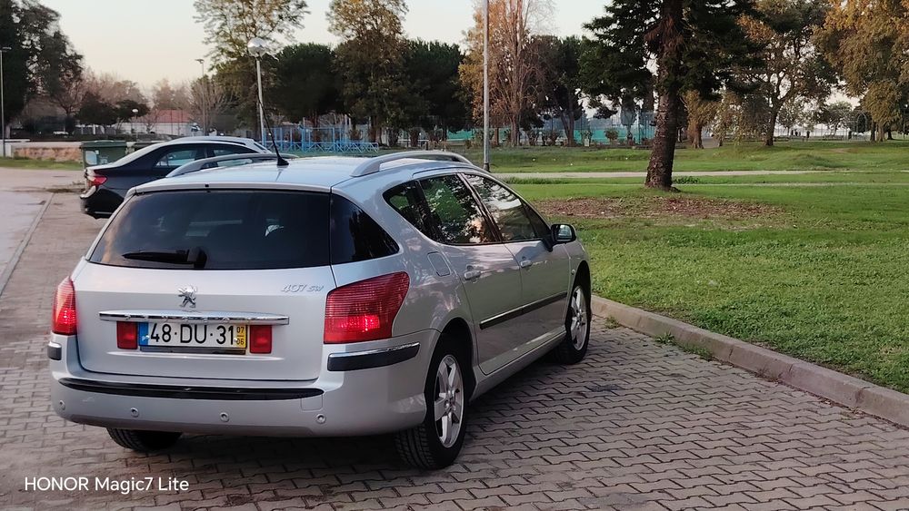 Peugeot 407 SW 1.6 HDi – 2007 
V