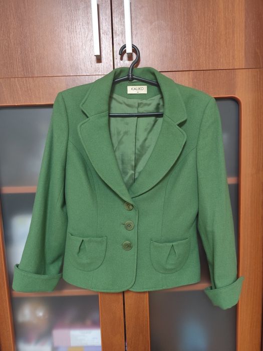 Жіночий елегантний піджак