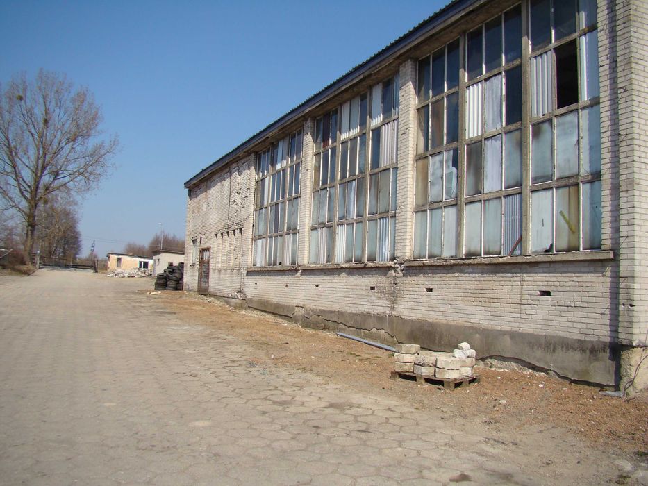 Wynajmę halę 350 m/2 z placem w Kowalach Oleckich