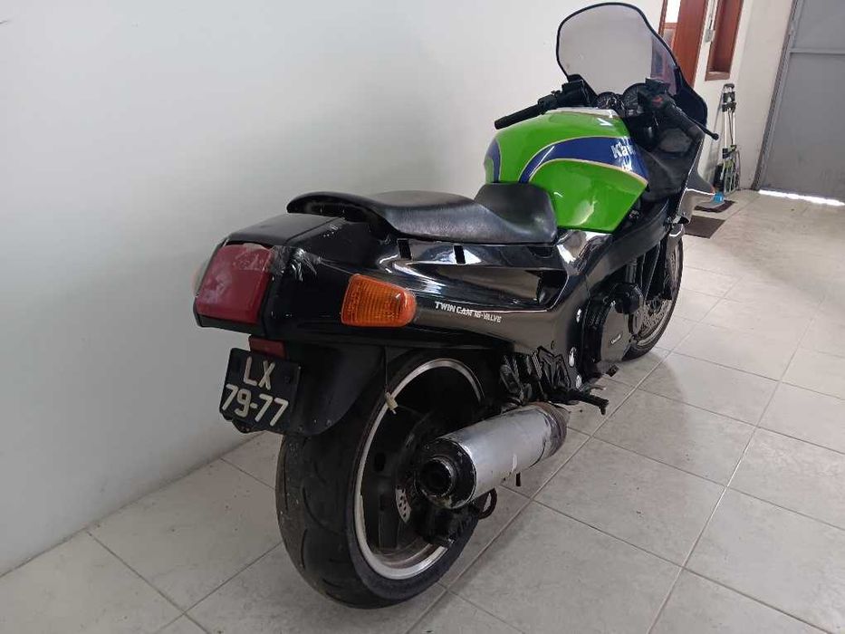 Peças Kawasaki ZZR1100
