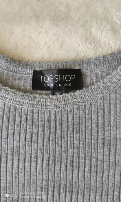 Szary sweter crop top