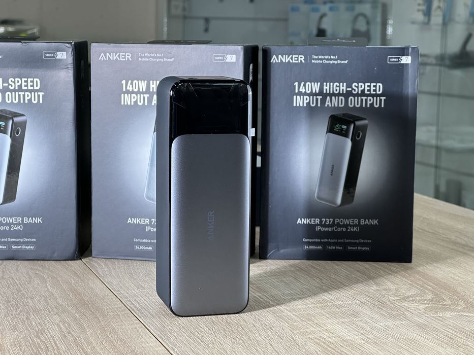 Повербанк Anker 737 Power Bank 24000mAh 140W для телефона ноутбука