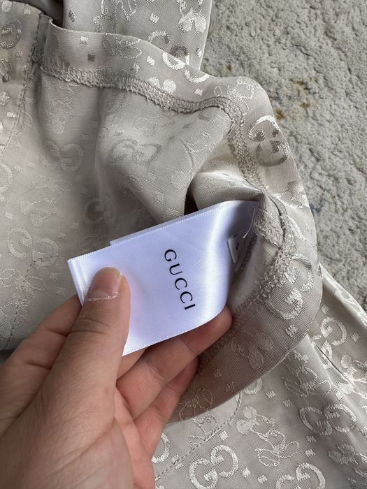 Komplet beżowy gucci