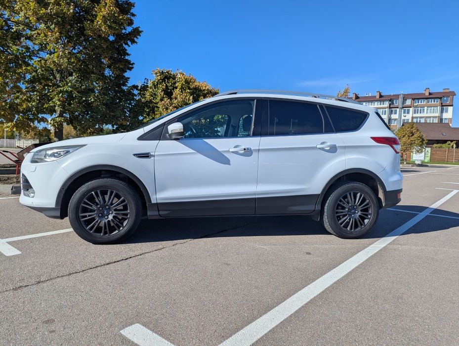 Ford Kuga 2,0 дизель 7л/100км Titanium