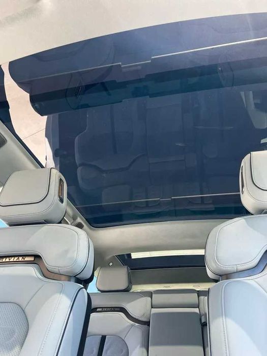 2023 Rivian R1S Adventure