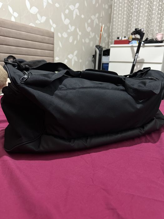 Nike Brasilia 9.5 Duffel Bag