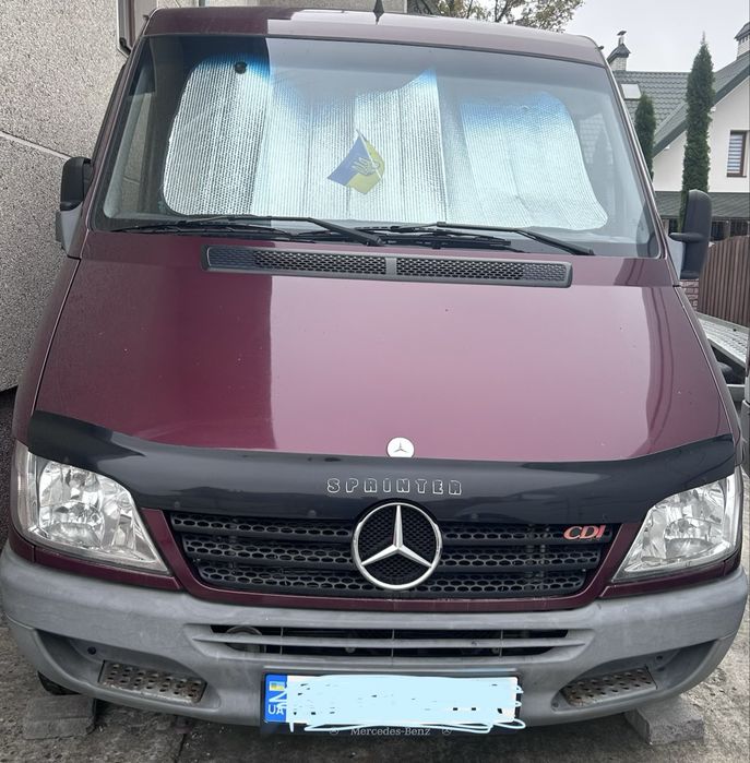 Поодається Mercedes-Benz Sprinter пасажир оригінальний  8+1