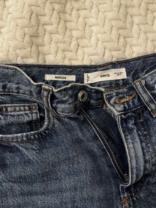 Прямі джинси Mango із середньою посадкою