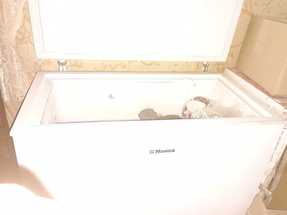 Морозильна скриня