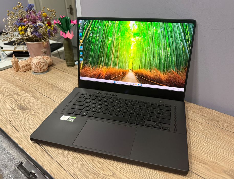 Asus ROG Zephyrus G15 Ryzen 9 5900HS /24 Ram/ 2TB/ 3080/ 2K/ Win11