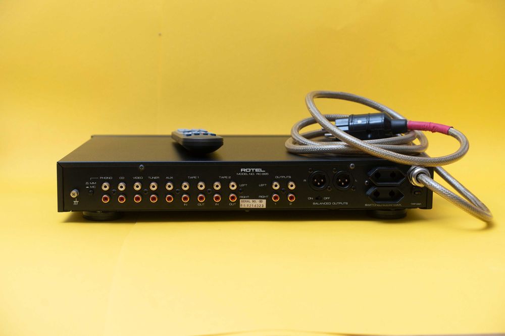 Przedwzmacniacz ROTEL RC-995